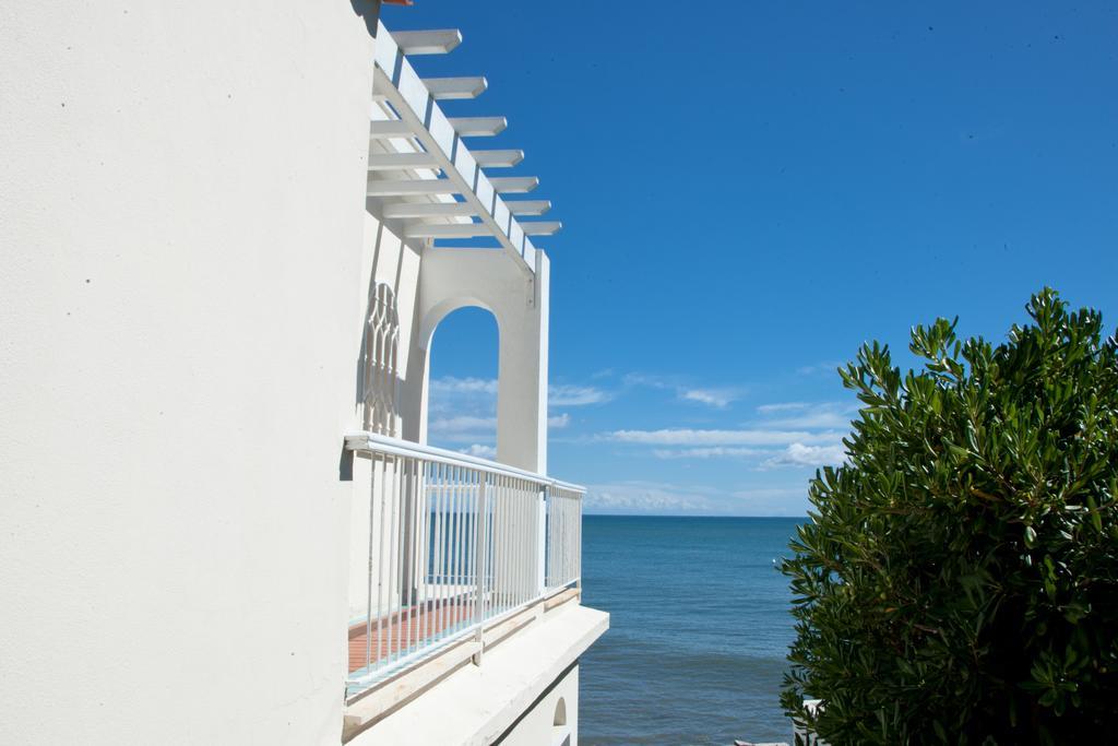 Hotel Ristorante Maga Circe San Felice Circeo Esterno foto